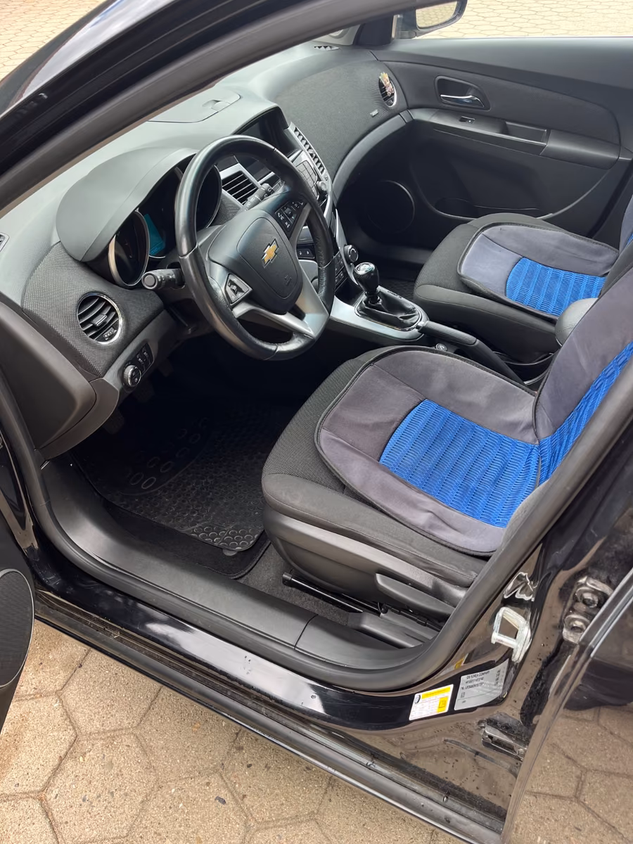 Chevrolet Cruze 2013 — photo 13