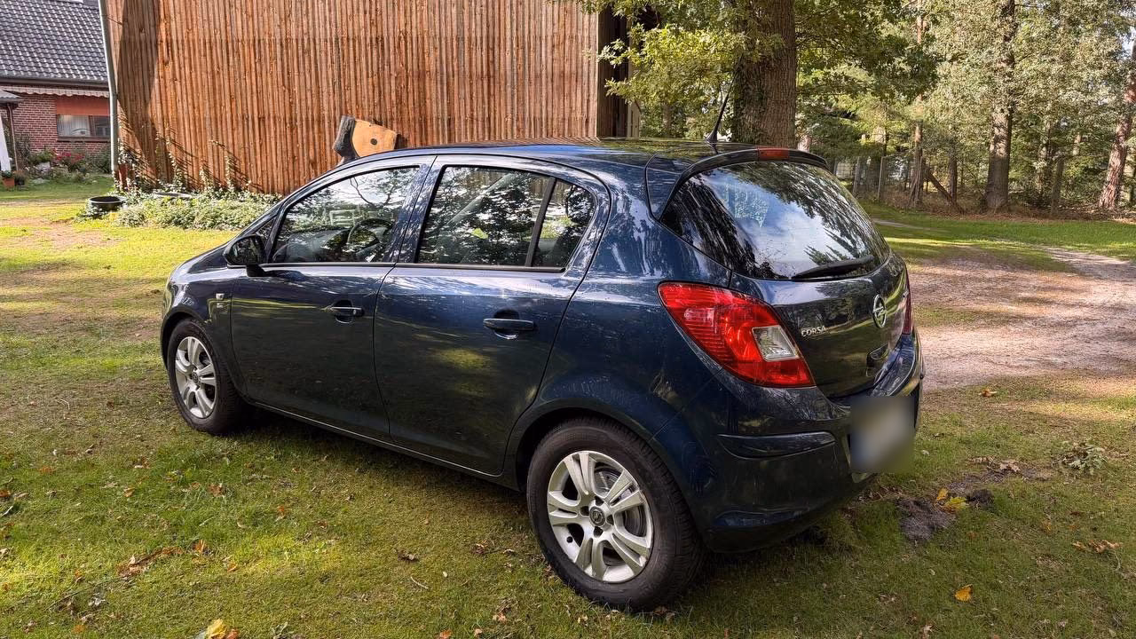 Opel Corsa 2013 — photo 7
