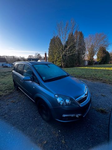 Opel Zafira 1.9 cdti * Kupplung kaputt * g...