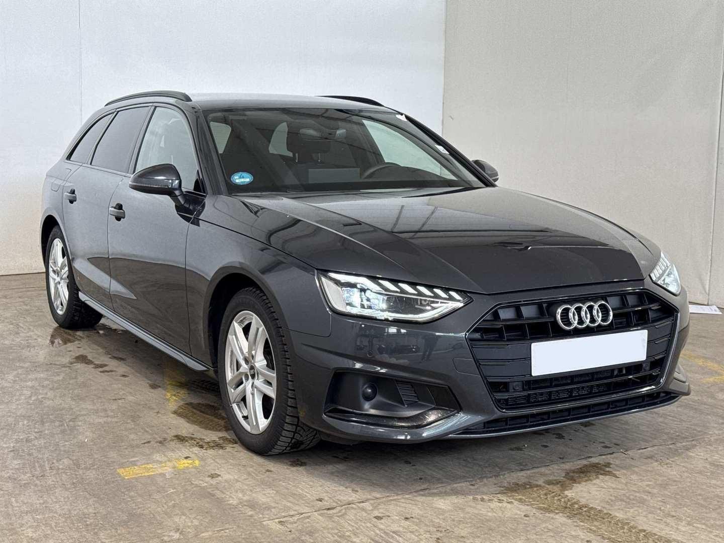 Audi A4 Avant 40 TDI B&O ACC Massage Navi Ambiente 18