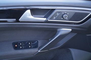 Volkswagen Golf Sportsvan1.4TSI Highline DSG-NAVI-XENON-ACC