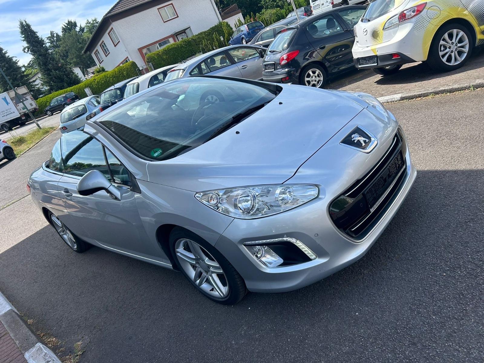 Peugeot 308 CC Active e-HDi 115 STOP & START
