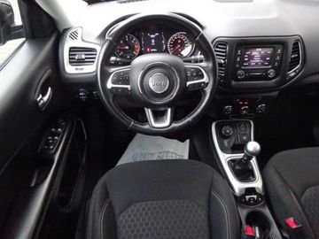 Jeep Compass - 4