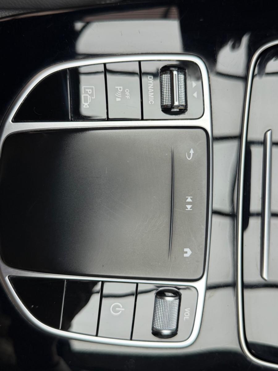 Mercedes-Benz E 300de Limousine / Multibeam-LED / Widescreen