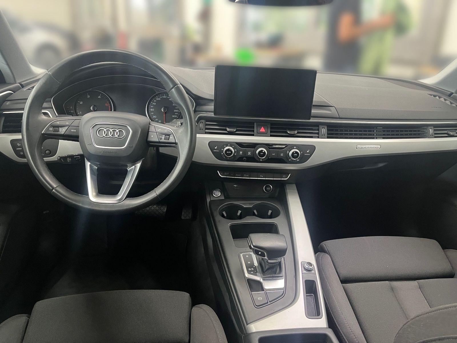 Audi A4 - Bild 14