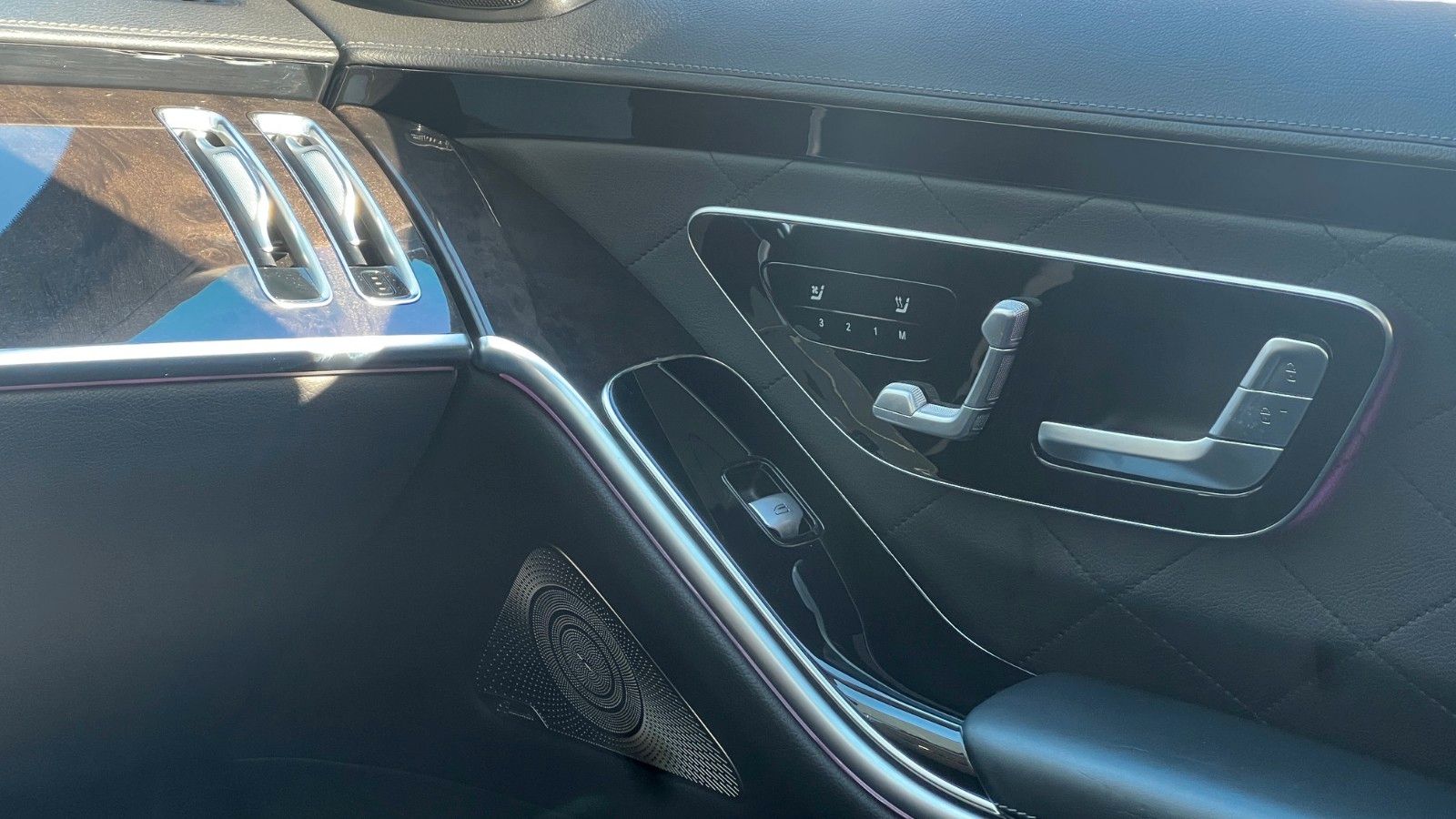 Fahrzeugabbildung Mercedes-Benz S500 4Matic Lang*AMG*LUFT