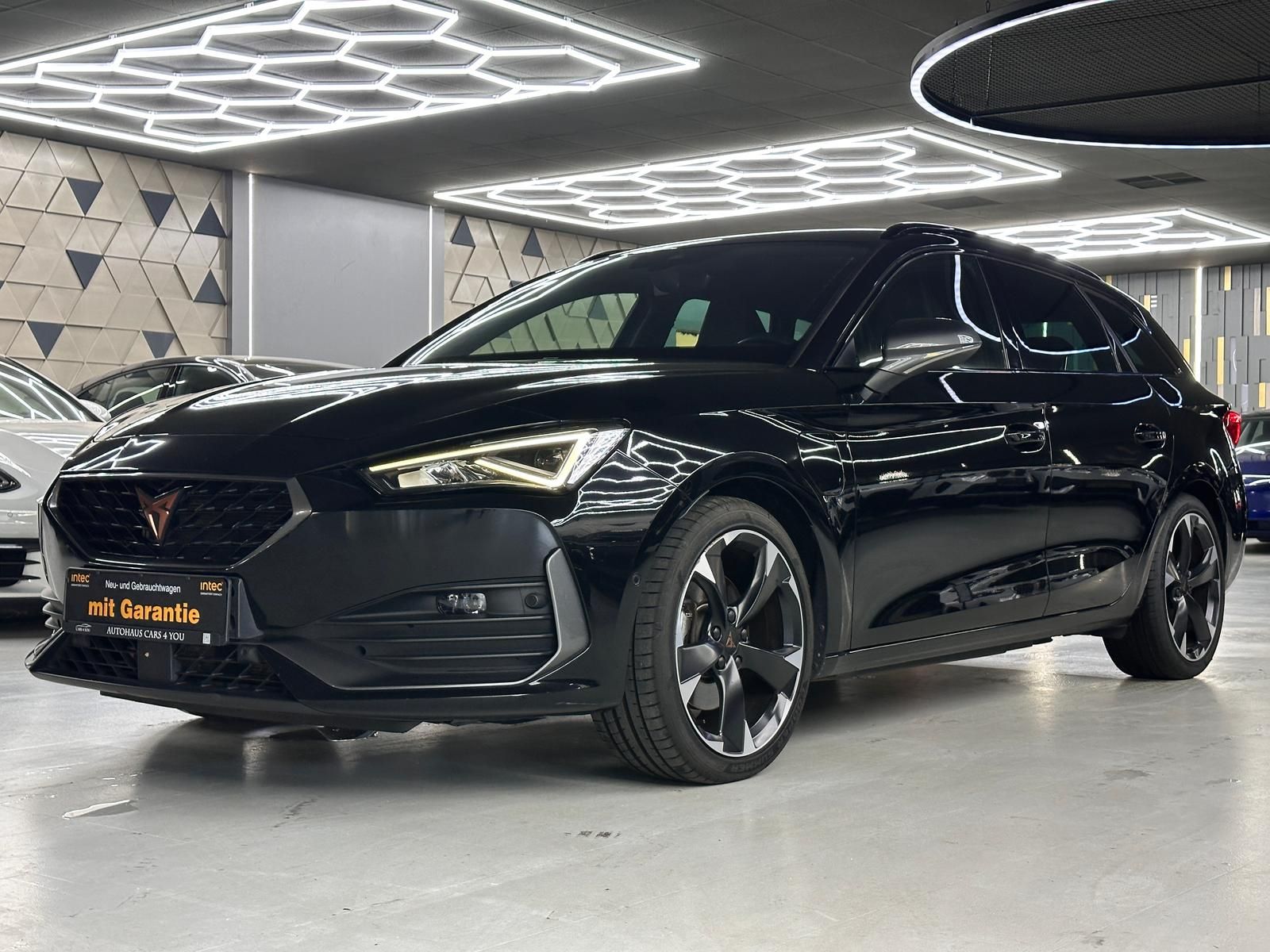 Cupra Leon e-Hybrid 1.4 TSI VIRTUAL/AHK/LED