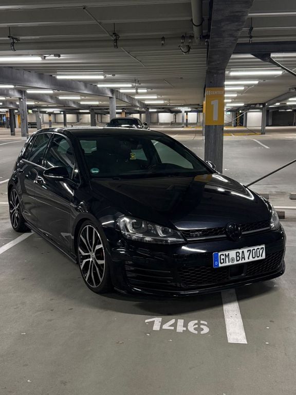 Image of Volkswagen Golf
