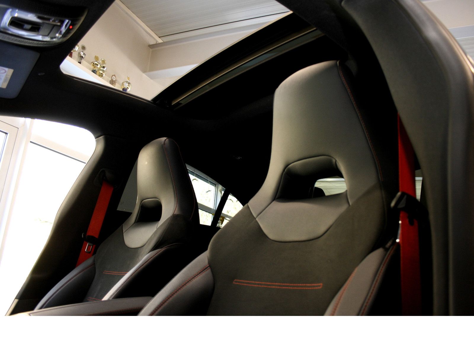 Fahrzeugabbildung Mercedes-Benz CLA 35 AMG 4M *Night II*Burmester*Aerodynamic