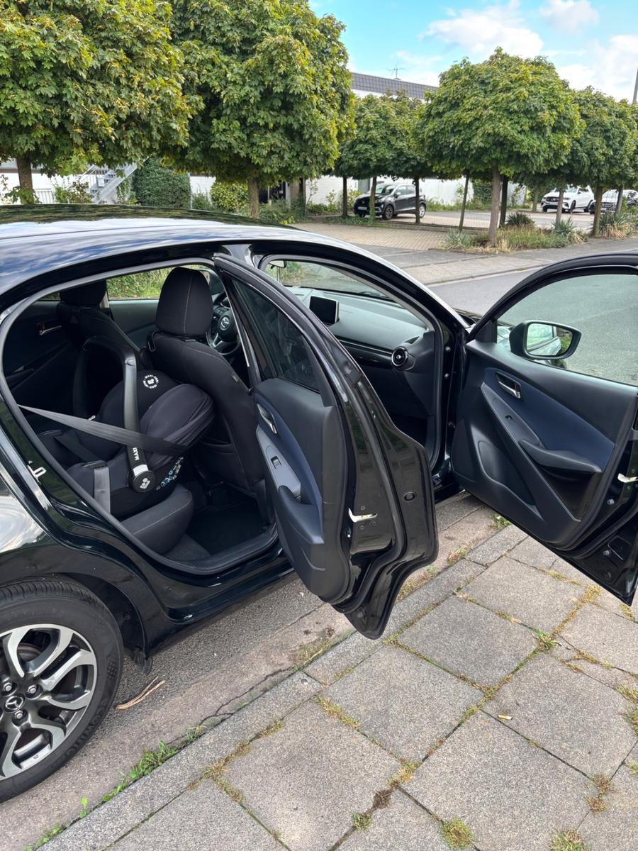 Mazda 2 SKYACTIV-G 90 NAKAMA, Top gepflegt