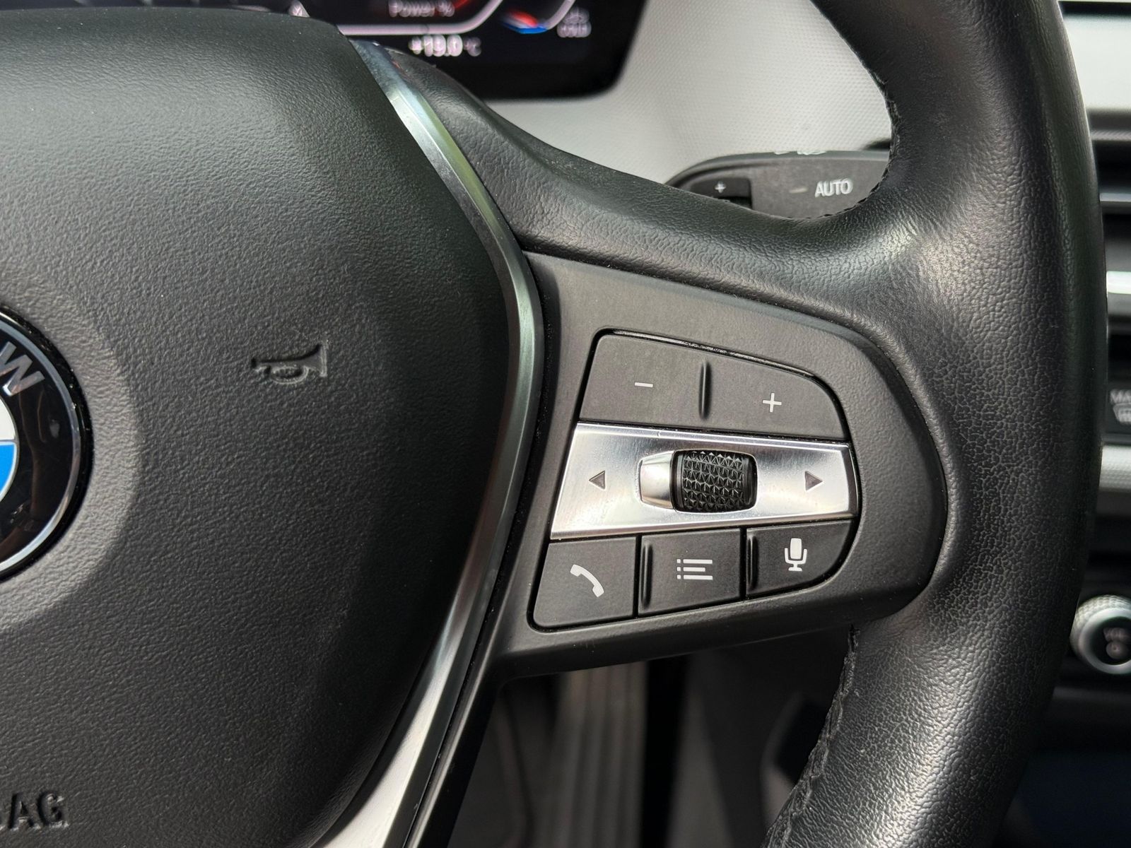 Fahrzeugabbildung BMW 216 d Aut. Gran Coupe Sport-Line LED+AHK+NAV+SHZ