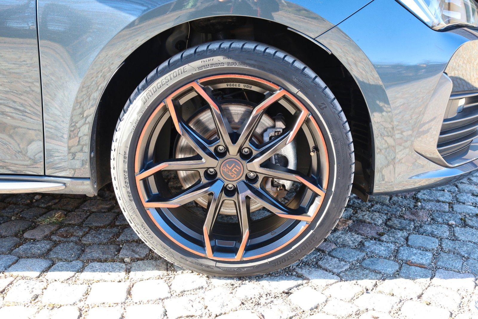 Fahrzeugabbildung CUPRA Leon Sportstourer 1,4TSI e-Hybrid *SHZ *Full-Li
