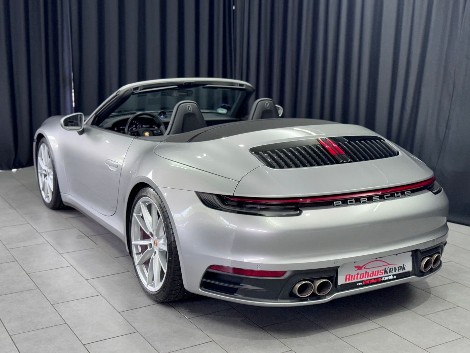 Fahrzeugabbildung Porsche 992 Carrera S Cabriolet*BURMESTER*KAMERA*MATRIX*