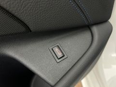 BMW 520d M Sport / 1.HD / NUR 34.tKM / GARANTIE /