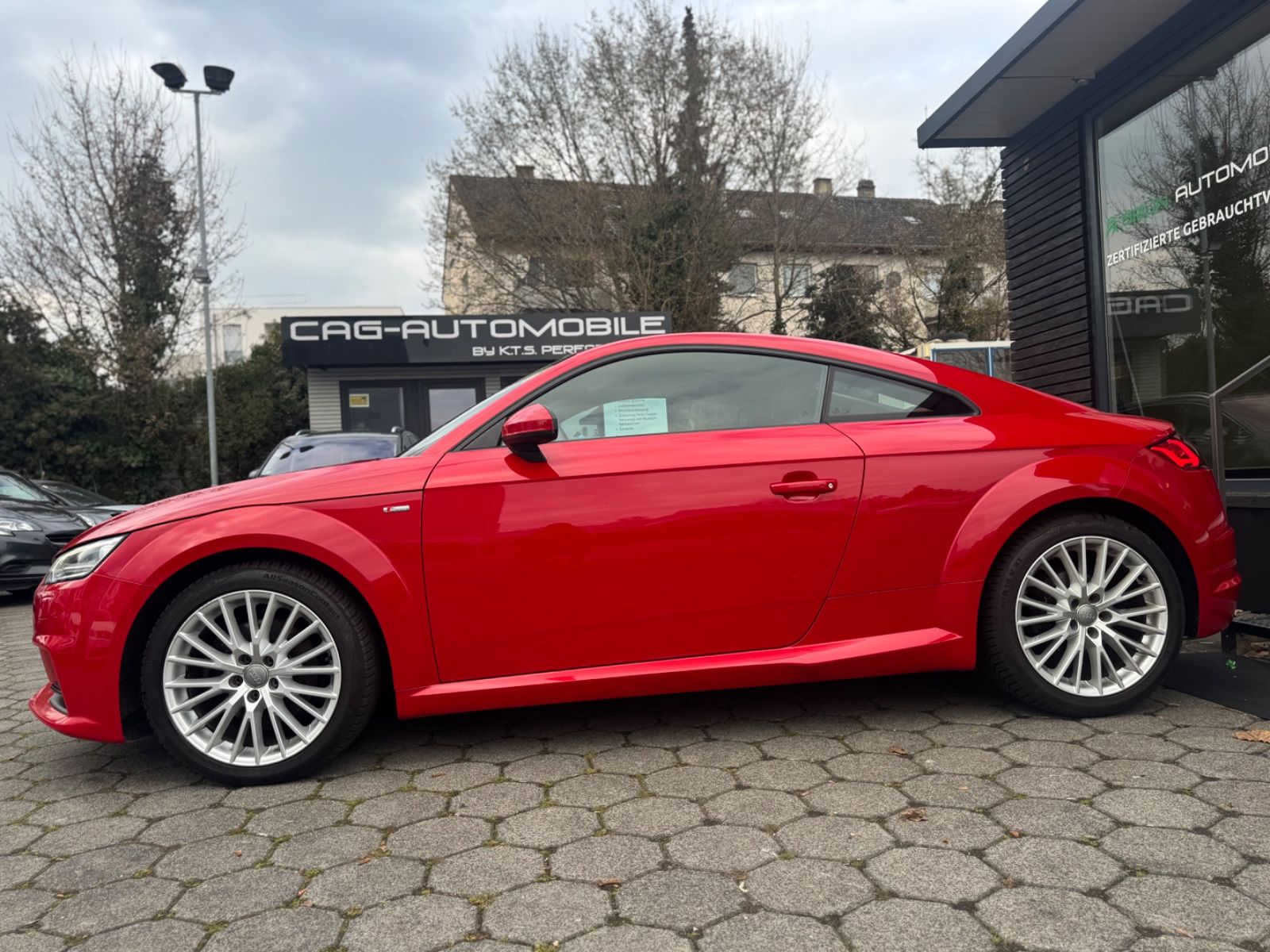 Fahrzeugabbildung Audi TT Coupe 1.8 TFSI S-Line*LED*Teilleder*Bi-Xenon