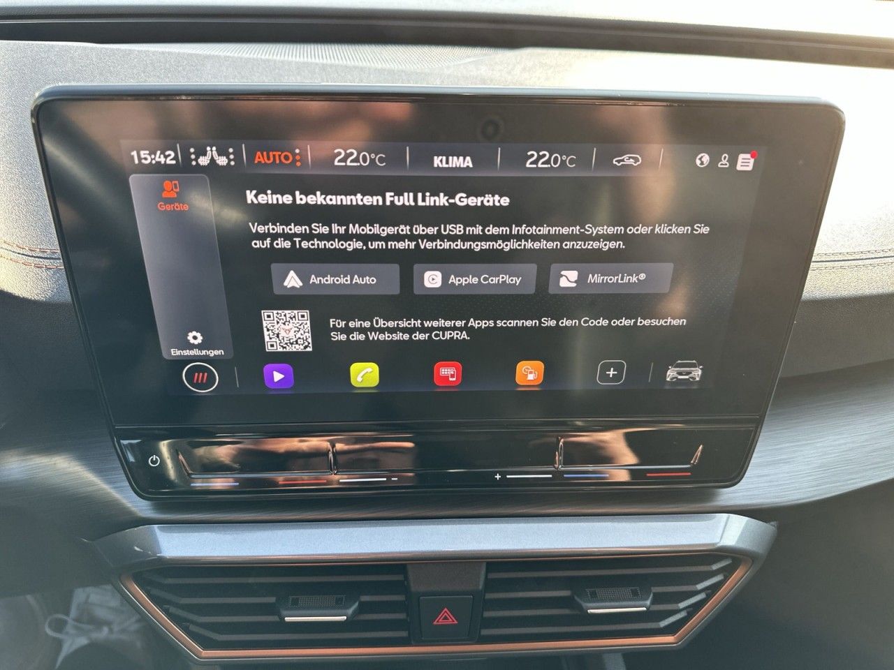 Fahrzeugabbildung CUPRA Formentor 1.5 TSI 110 kW (150 PS) - mit KI generiert/bearbeitet