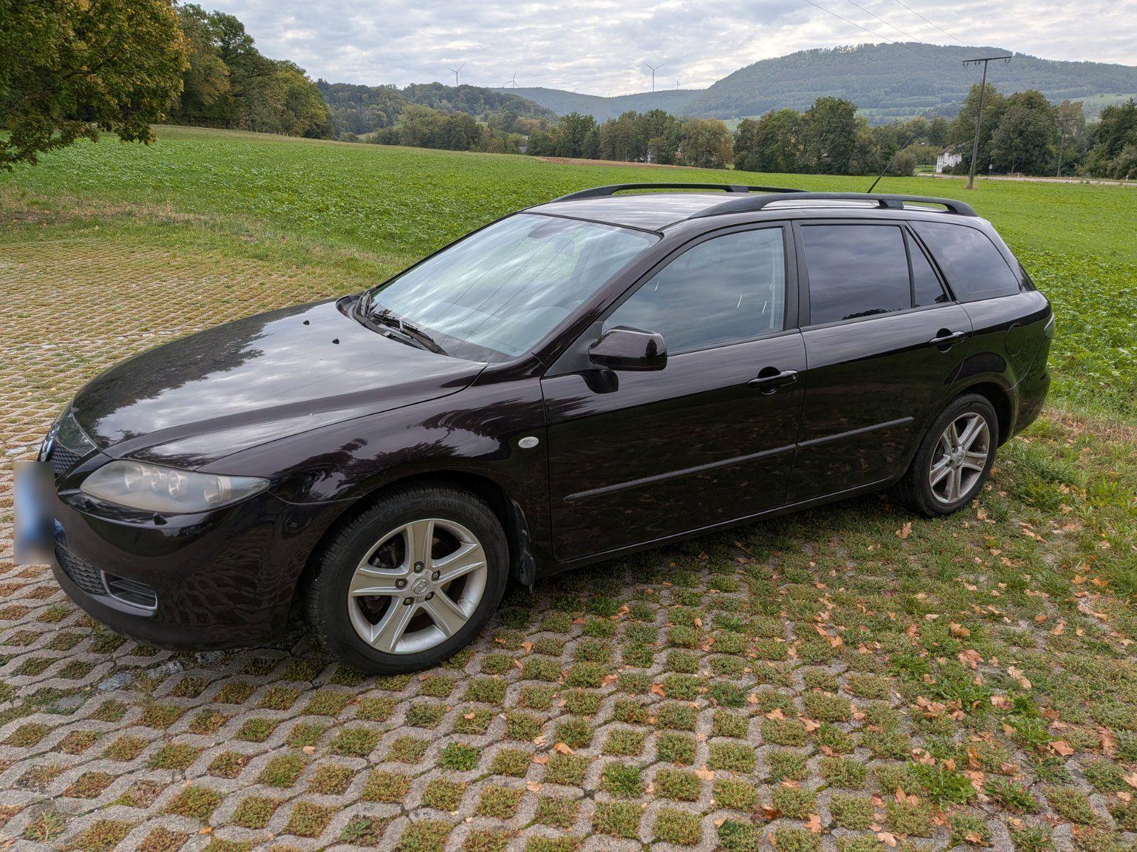 Mazda 2 2007 — салон