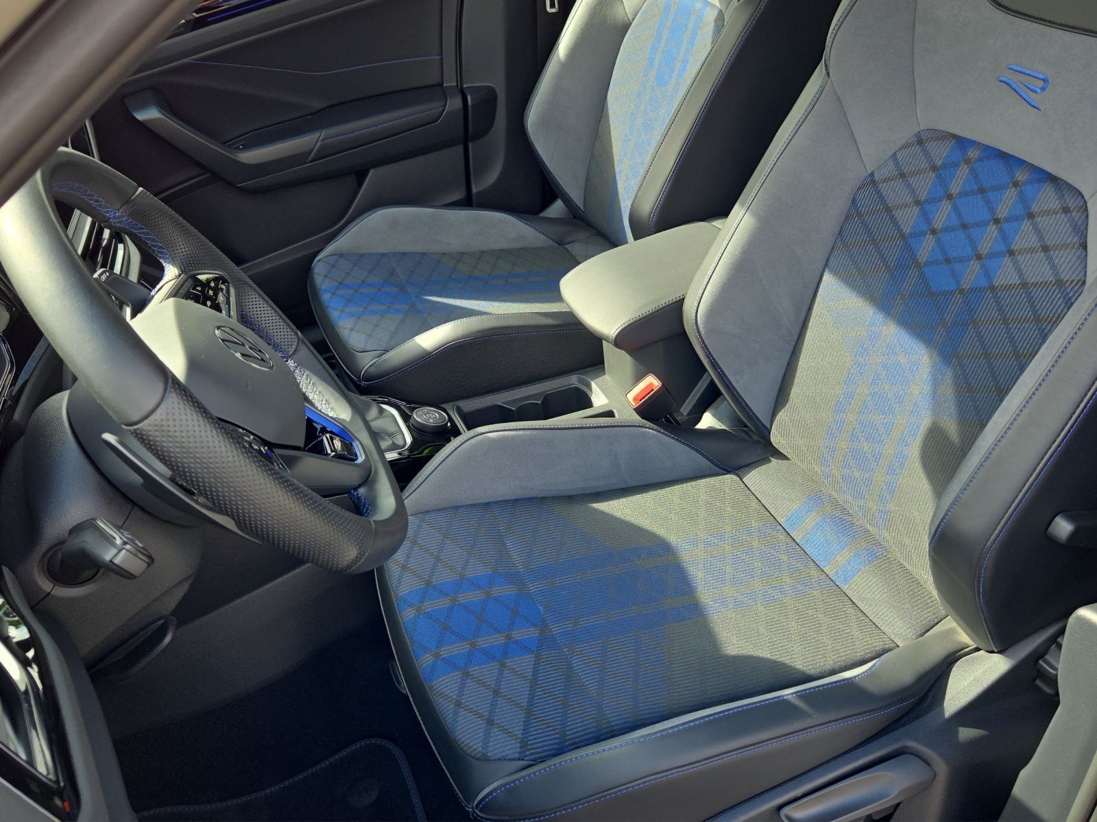 Volkswagen T-Roc - Bild 6