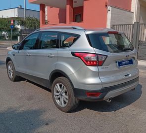Ford Kuga - 6