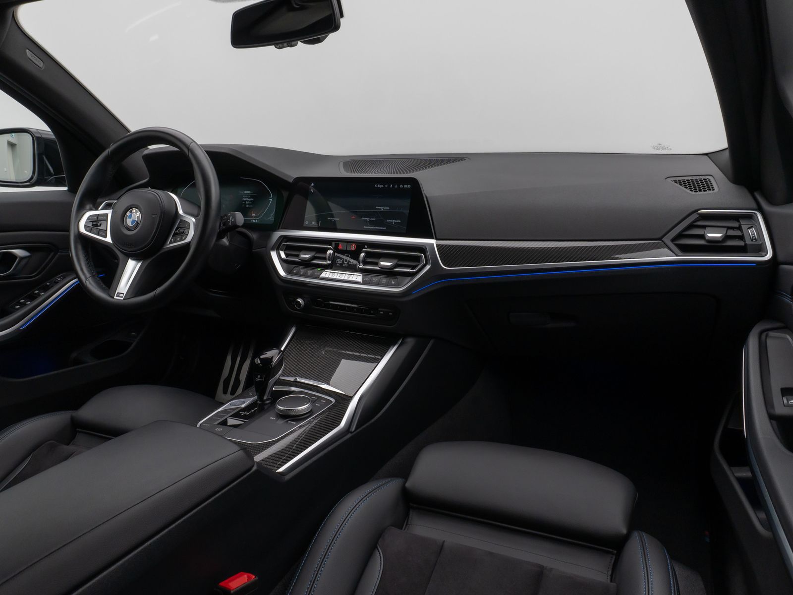 Fahrzeugabbildung BMW 320d M Sport Laser Kamera DAB Komfort 19Zoll