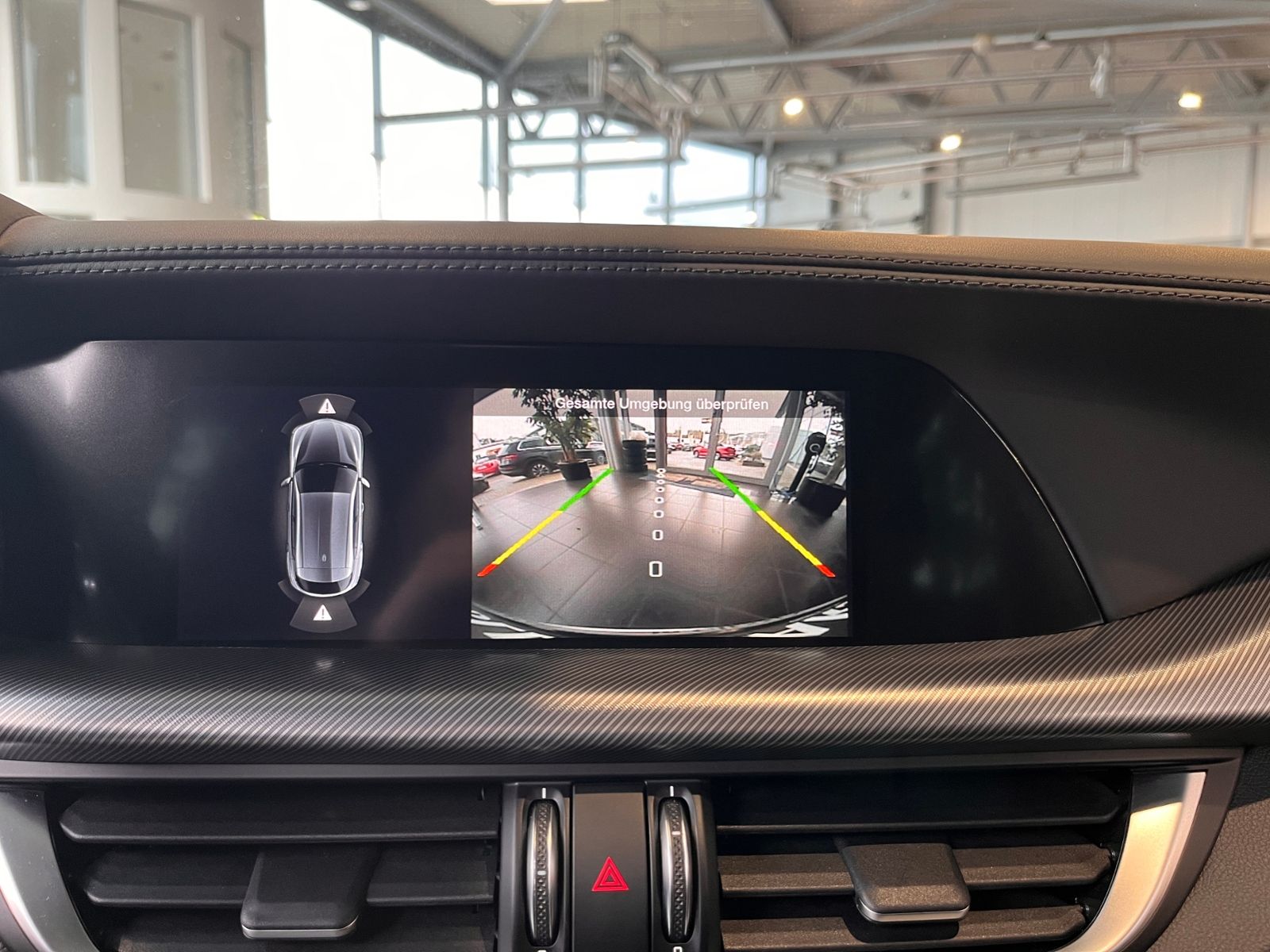 Fahrzeugabbildung Alfa Romeo Stelvio Veloce Q4 ACC NAVI LEDER AHK