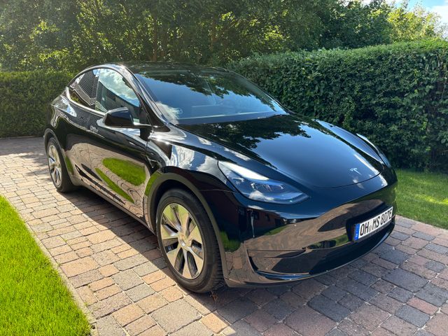 Tesla Model Y Hinterradantrieb Allwetter/*Festpreis*