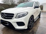 Mercedes-Benz GLE 43 AMG *DISTRONIC+* *360 GRAD KAMERA* *VOLL* - Mercedes-Benz GLE 43 AMG von privat