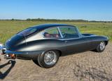 Jaguar E-Type Series 2 4.2 litre 2+2 Coupe Automatic  - Jaguar E-Type mit Benzin-Antrieb: Coupe, 4.2