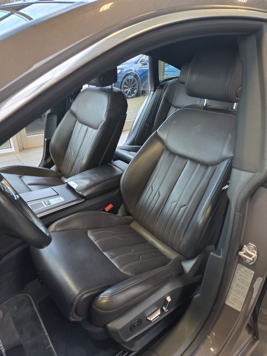 Fahrzeugabbildung Audi A7 Sportback 45 basis TDI quattro