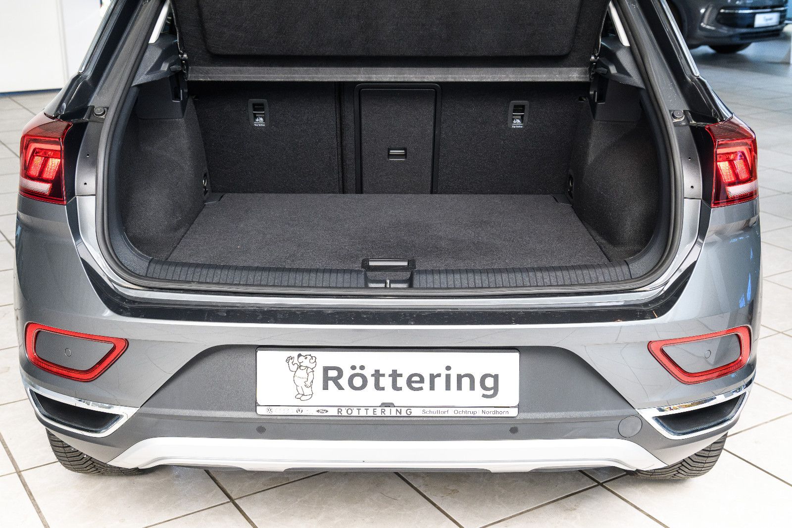 Fahrzeugabbildung Volkswagen T-Roc Style 2.0l TDI DSG + Navi + ACC + Keyless