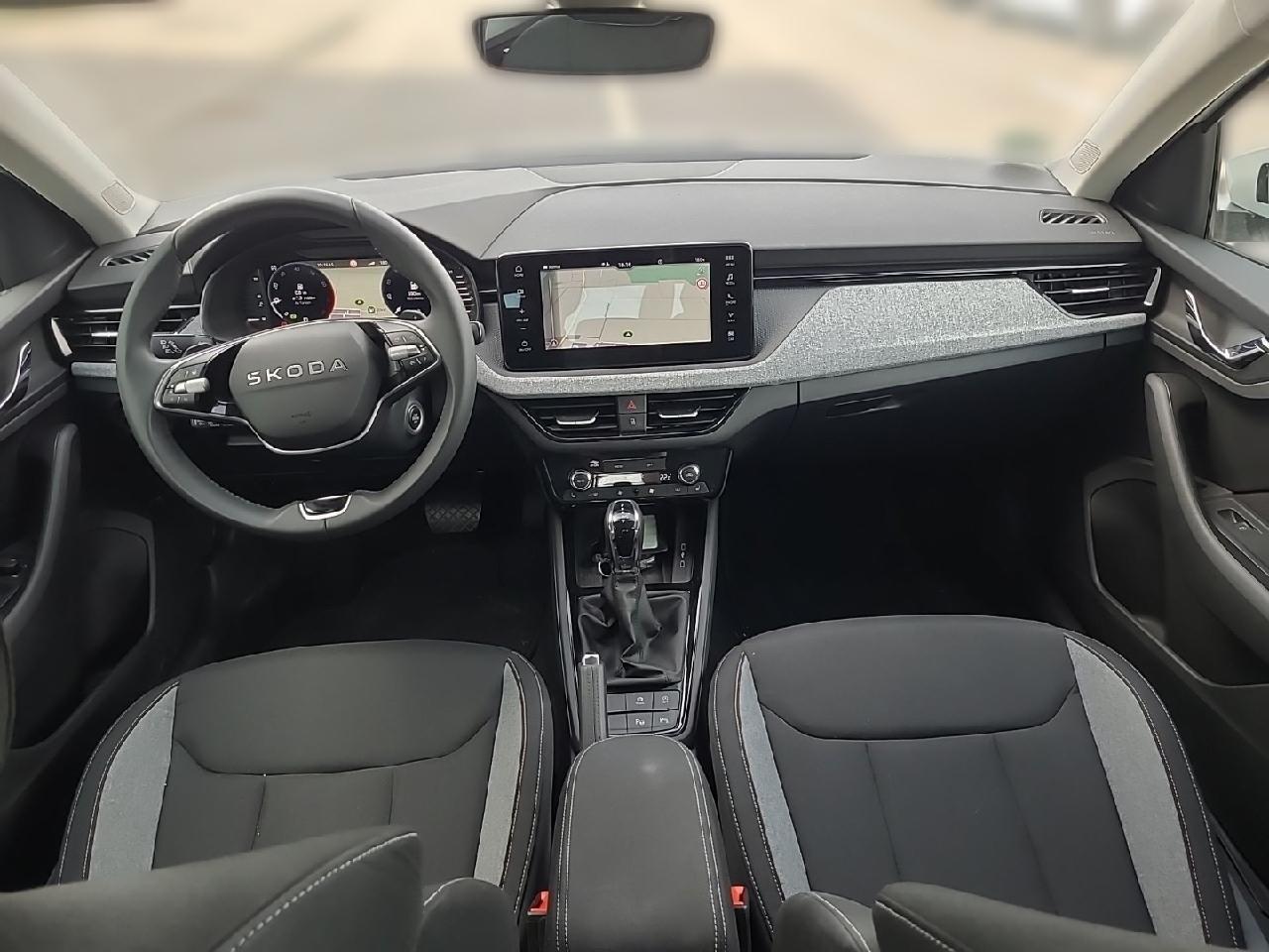 Skoda Scala Tour DSG *ACC, NAVI, RFK*