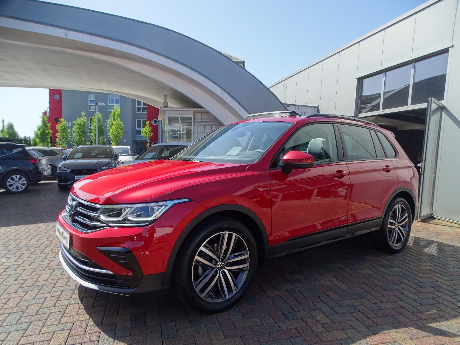 Volkswagen Tiguan 1.5 TSI "ACC/RFK/SHZ/LED/PANO"