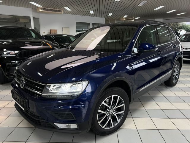 Volkswagen Tiguan Comfortline 4Motion*LED*Navi*Ahk*PDC*