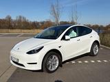 Tesla Model Y  SR RWD, AHK abnehmb. , innen Weiß