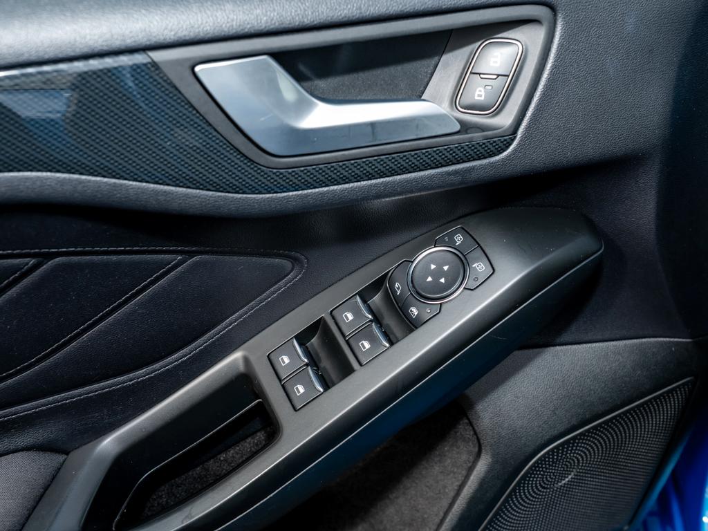 Ford Focus 1.5 EcoBoost ST-LINE S/S NAVI KAMERA LED