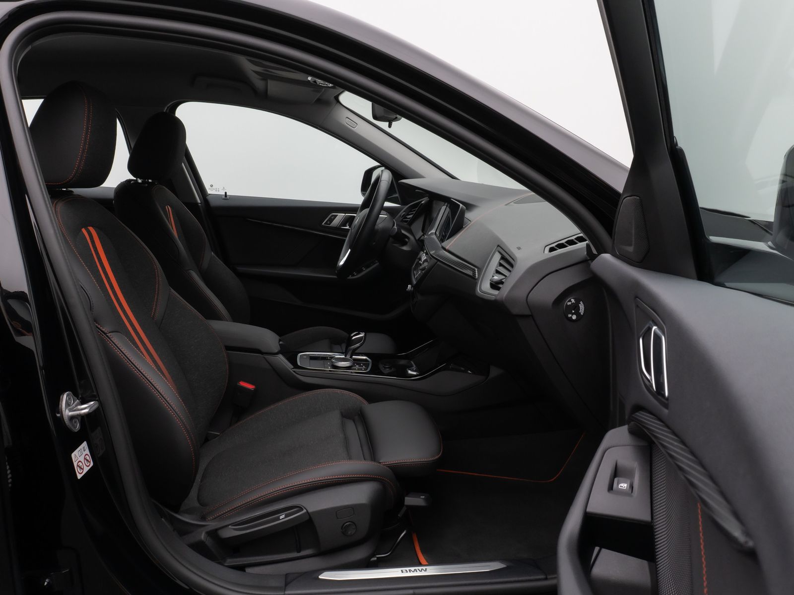 Fahrzeugabbildung BMW 118i Sport Line Kamera DAB HiFi Lenkrhzg Sport