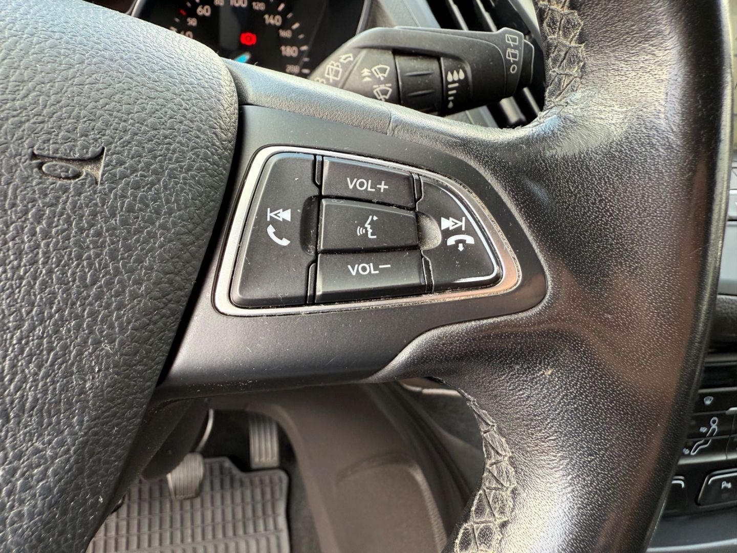 FORD Kuga Titanium 1.5 EcoBoost - Image 15