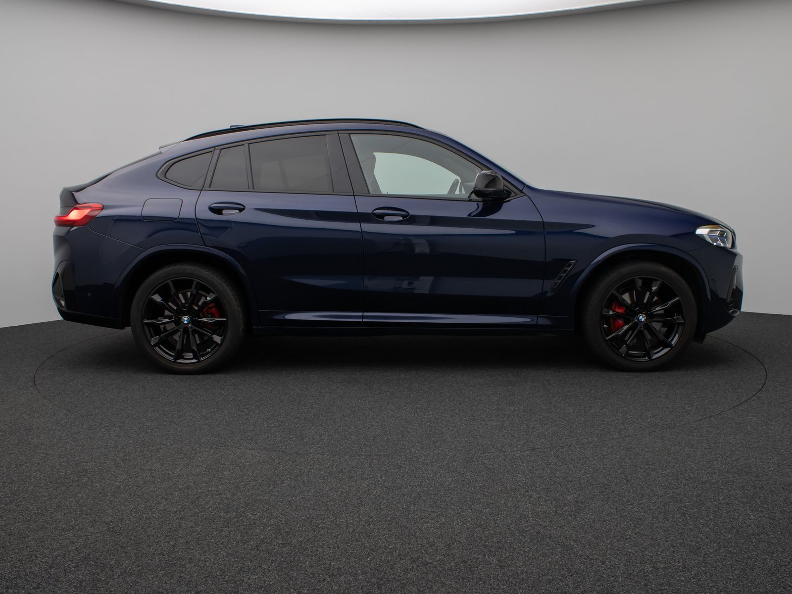 Fahrzeugabbildung BMW X4 M40i Kamera Laser HUD DAB H/K DisplK AHK 20"