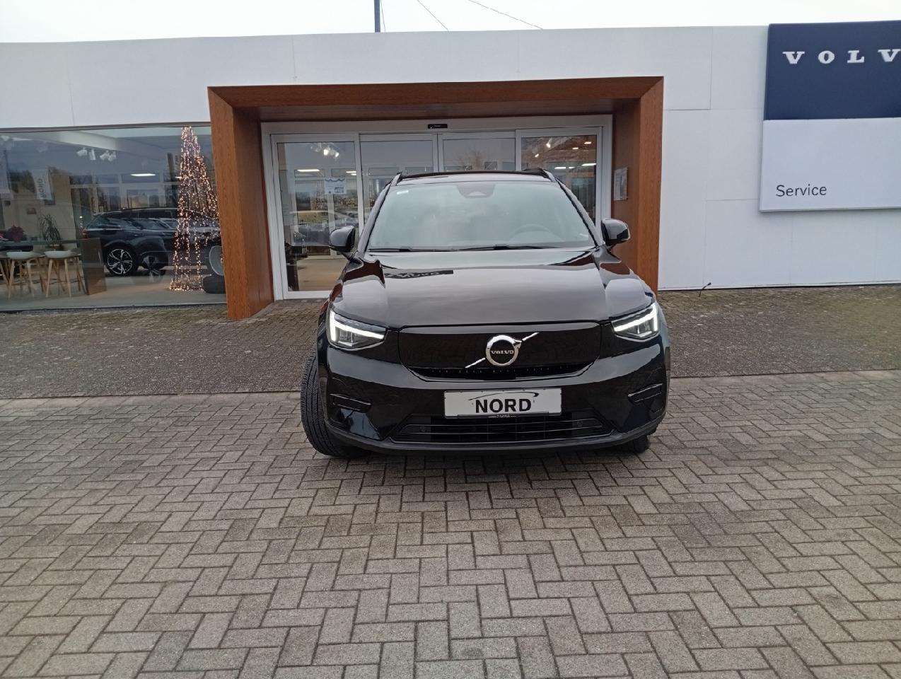 Volvo XC40 Core Recharge Pure Electric 2WD