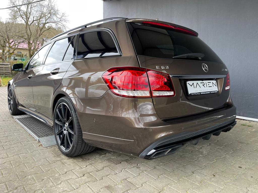 Mercedes-Benz E 63 AMG