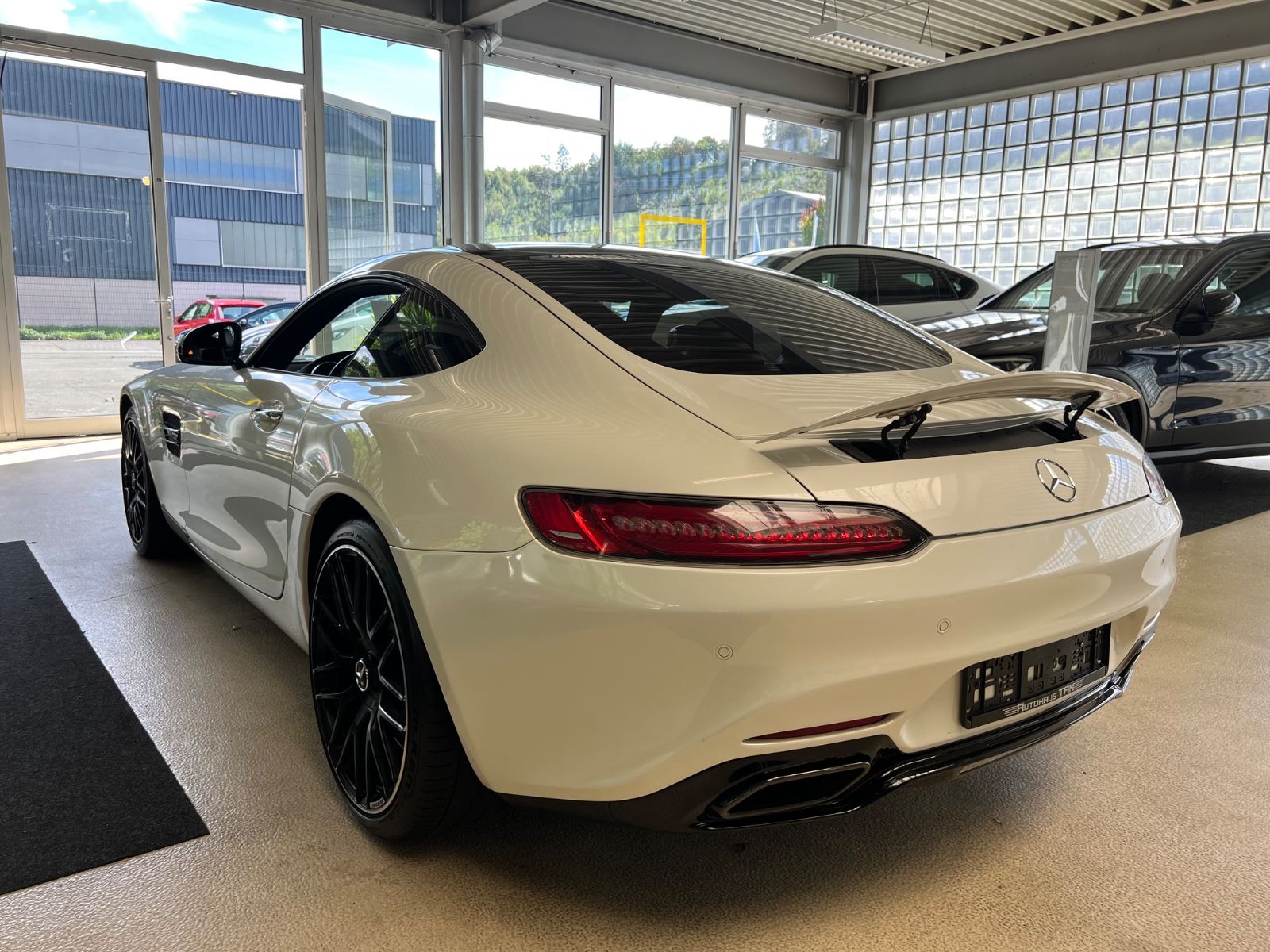 Fahrzeugabbildung Mercedes-Benz AMG GT Coupe * DIAMANTWEIß *NIGHTP*PANO*PERFORM*