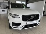 Volvo XC90 T8 Ultimate Dark Recharge AWD UPE101K B&W - Volvo XC90: Ultimate Dark