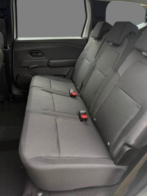 Fahrzeugabbildung Dacia Jogger Essential ECO-G 100