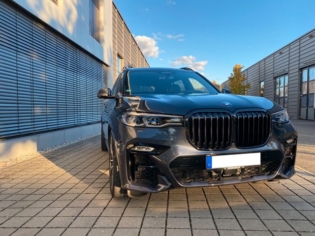 BMW X7 M50i, Vollausstattung, Garantie, Servicepaket