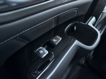 Kia Sorento 2.2D Platinum AWD DCT8 AHK NAV Glasdach