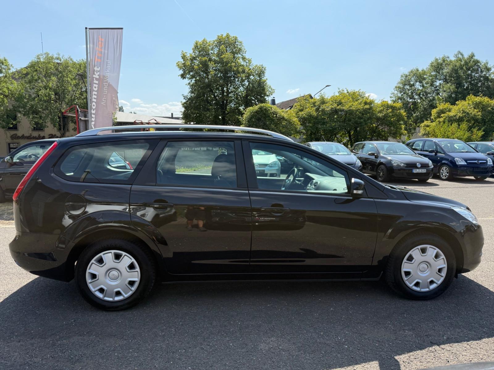 Ford Focus 2010 — photo 6