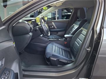 Citroën C4 FeelPack 1.2 PT 130 °LED°BF°SHZ°ACC°RFK°Navi°