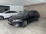 Skoda Superb 2.0 TDI Combi 4x4 Sportline*ACC*StHz* - Skoda Superb mit Diesel-Antrieb: Allradantrieb, Kombi, 2.0