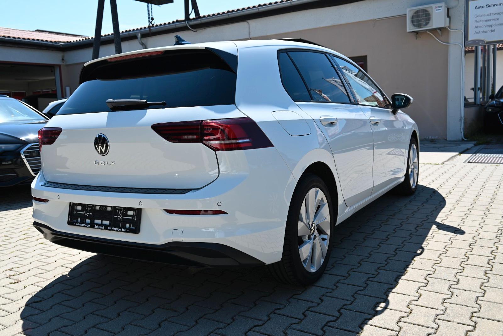 Volkswagen Golf VIII Lim. 1.5 TSI Life/Panorama/AHK/ACC, миниатюра 9