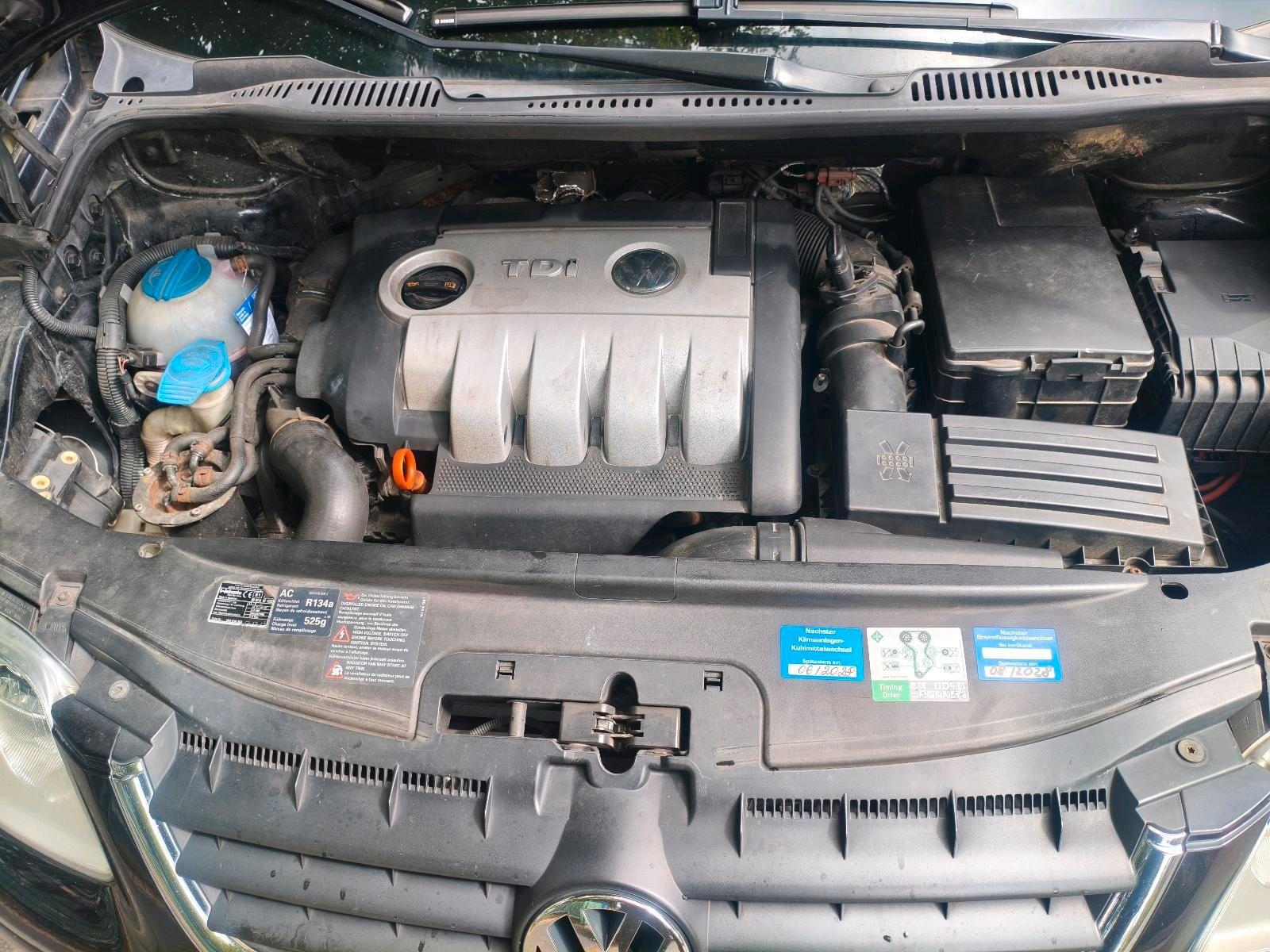 Volkswagen Touran 2006 — photo 11